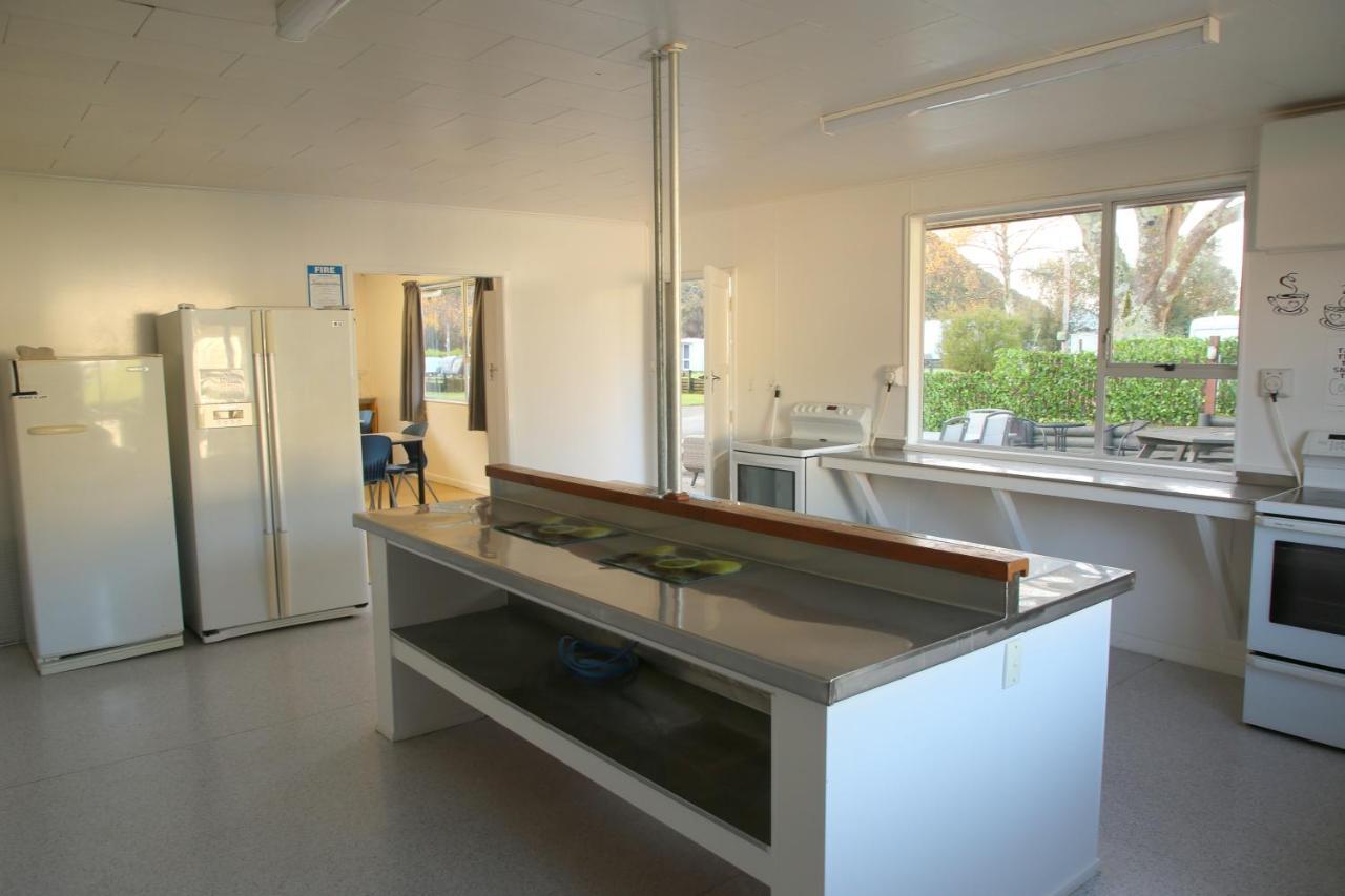 Parklands Marina Holiday Park ピクトン エクステリア 写真