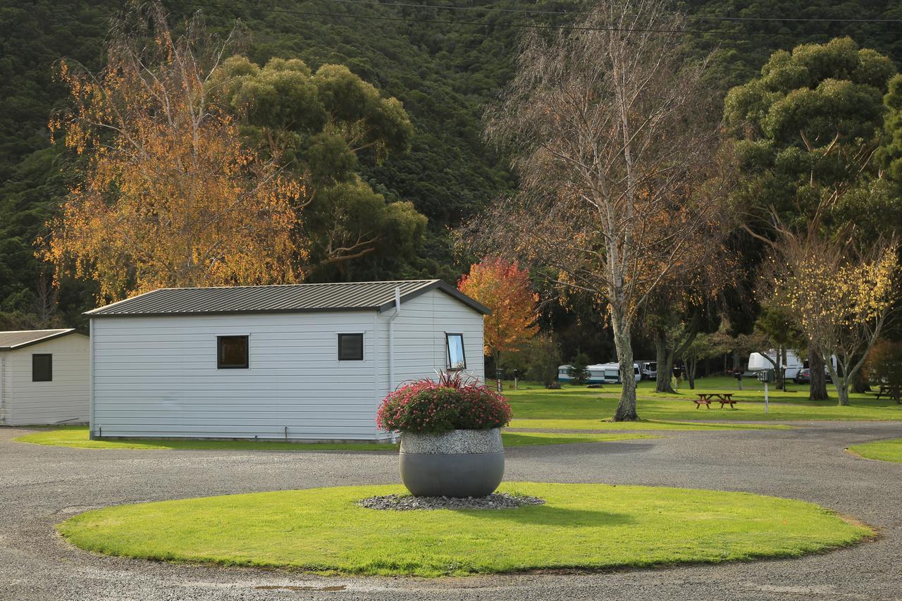 ホテル Parklands Marina Holiday Park ピクトン エクステリア 写真